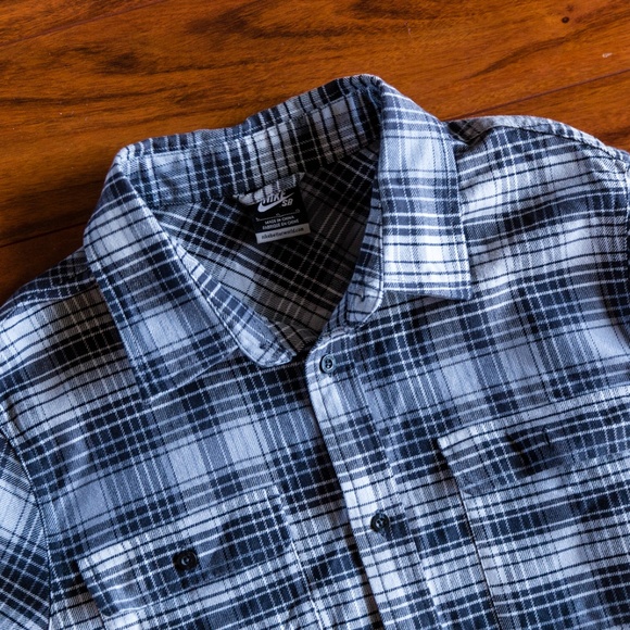nike sb flannel shirt